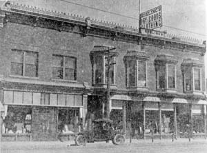 Rohling's Department Store, located at 125-137 Linden Street, c. 1909