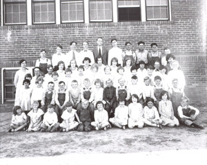 Rocky Ridge School, May 12, 1931
